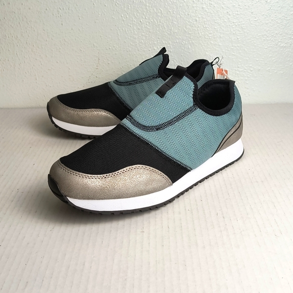 Sleek Blue and Black Sneakers with Modern Design Size 10 Ladies Memory Foam - Picture 1 of 15